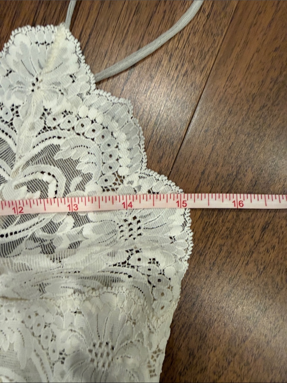 Vintage Lace Cami Top in Cream - Picture 6 of 7